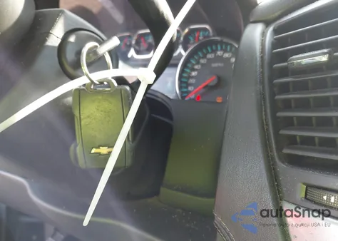 2016 Chevrolet Suburban C1500 Lt z USA, uszkodzony, nr VIN 1GNSCHKC7GR166857